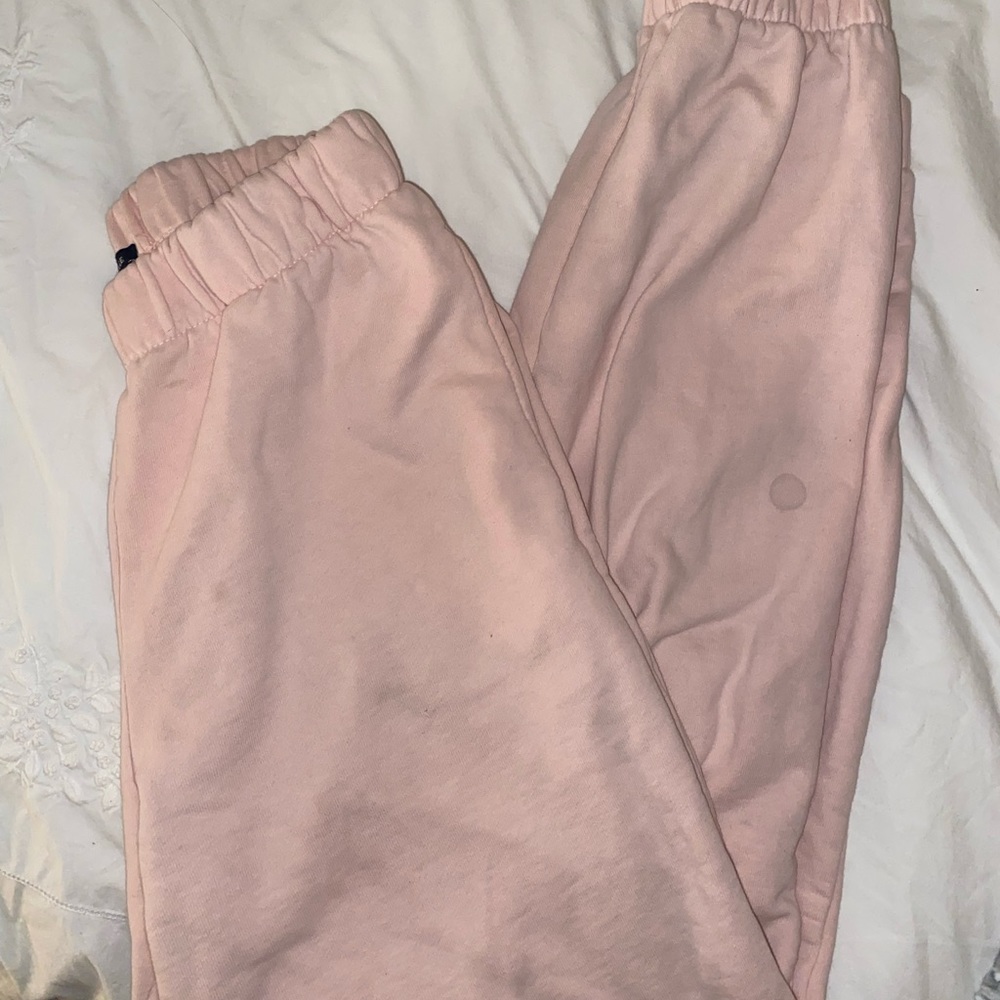 brandy melville pink sweatpants